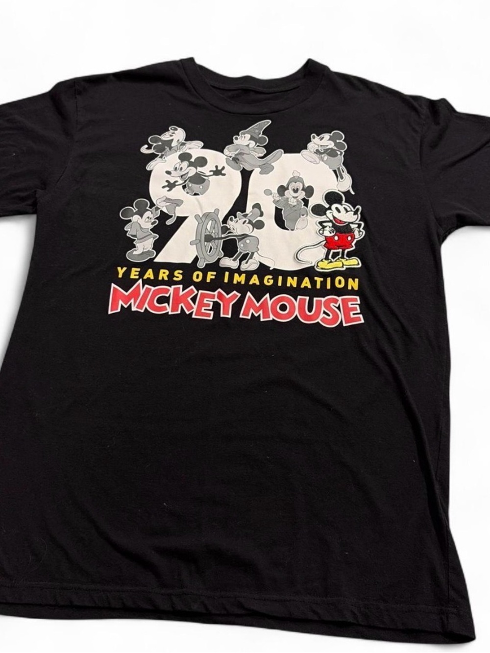Disney Black Mickey Mouse embroidery 90 Years Graphic Tee Sz L gently pre owned